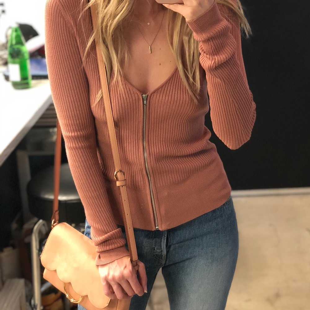 Zip up ribbed v-neck sweater